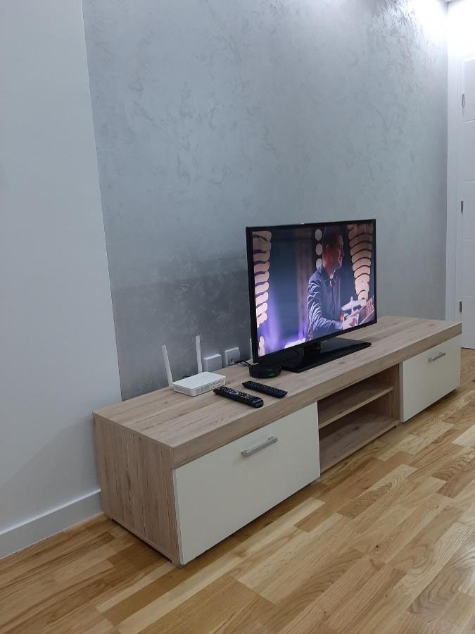 Apartman,,Kul"Life Lukavica Esterno foto
