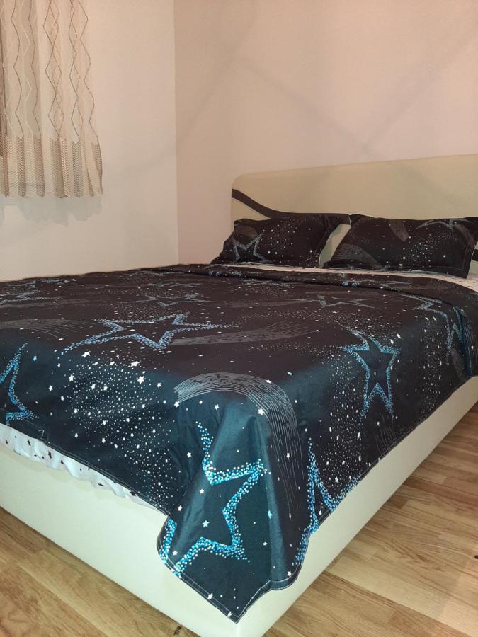 Apartman,,Kul"Life Lukavica Esterno foto